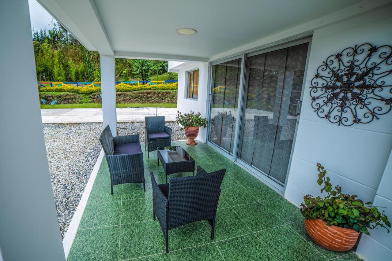 Hotel Aguas Abiertas Guatapé Eksteriør bilde