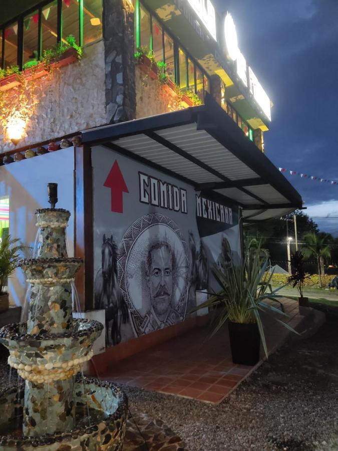 Hotel Aguas Abiertas Guatapé Eksteriør bilde
